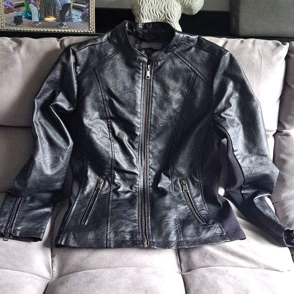 Suzy Shier Faux Leather Jacket. M - Picture 1 of 8